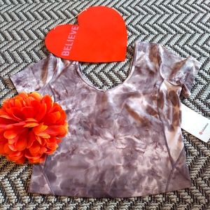 Lululemon Align Tee Slim Fit Crop Women's Size 8 Tie Dye